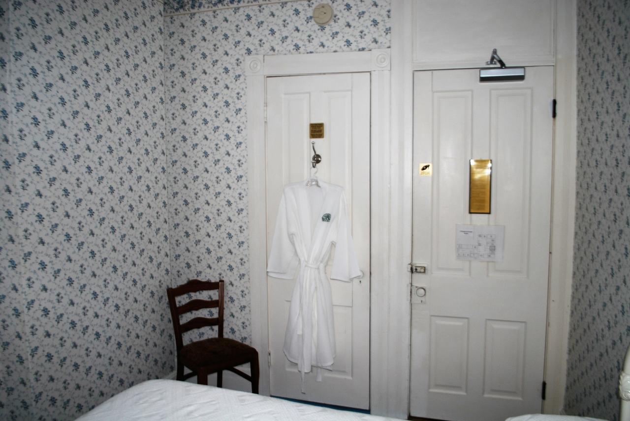The Historic Park Hotel Put-in-Bay Exterior foto