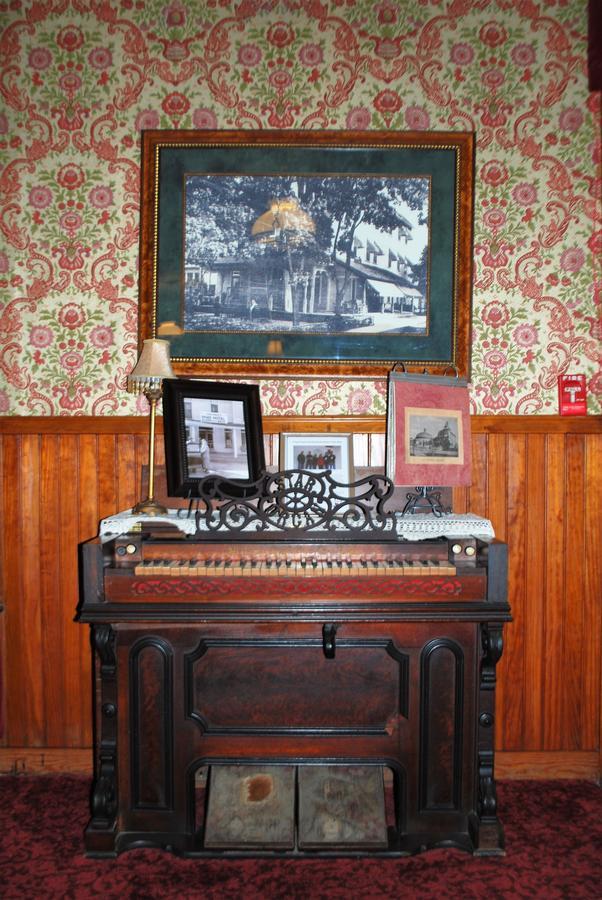 The Historic Park Hotel Put-in-Bay Exterior foto